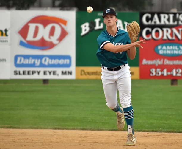 Lakers looking for complete state run